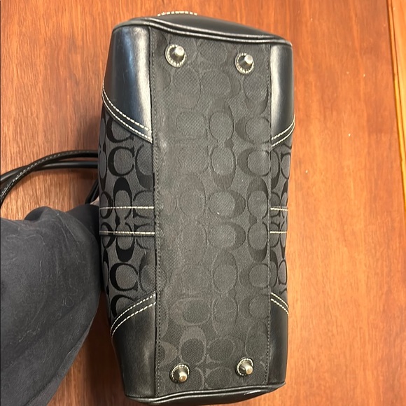 Coach Elegant Black Designer Tote Bag - Picture 5 of 8